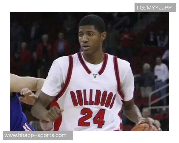 外线火力全开保罗乔治半场狂砍17分三分球命中率高达80